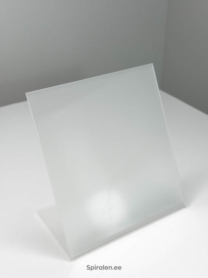 Akrüülist lauamenüü alus